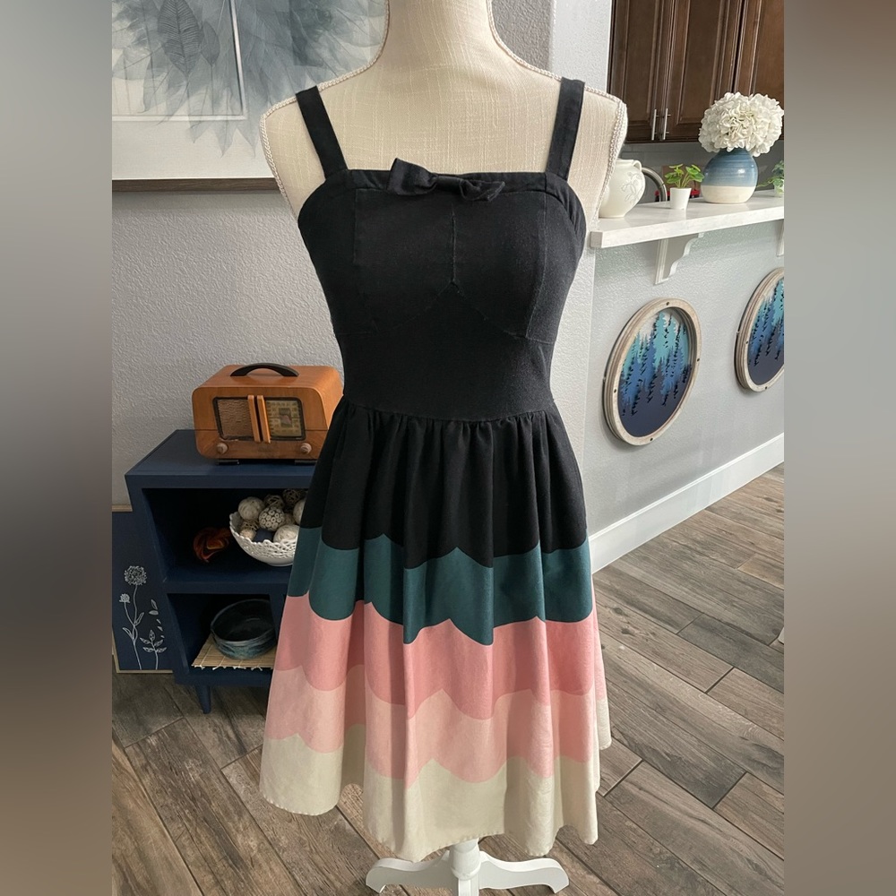 Black, white and pink scallop dress